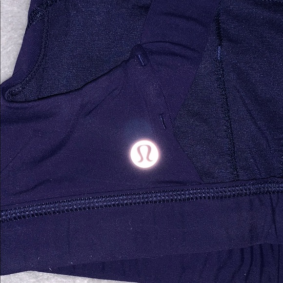 LuLuLemon Sports Bra - Picture 3 of 4